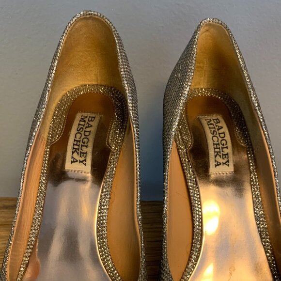 Badgley Mischka Peep Toe Gold Glitter Heels - Picture 3 of 7